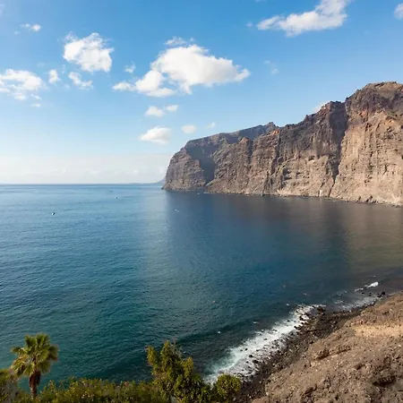 Eden Maravillosas Vistas Al Oceano Y Acantilados